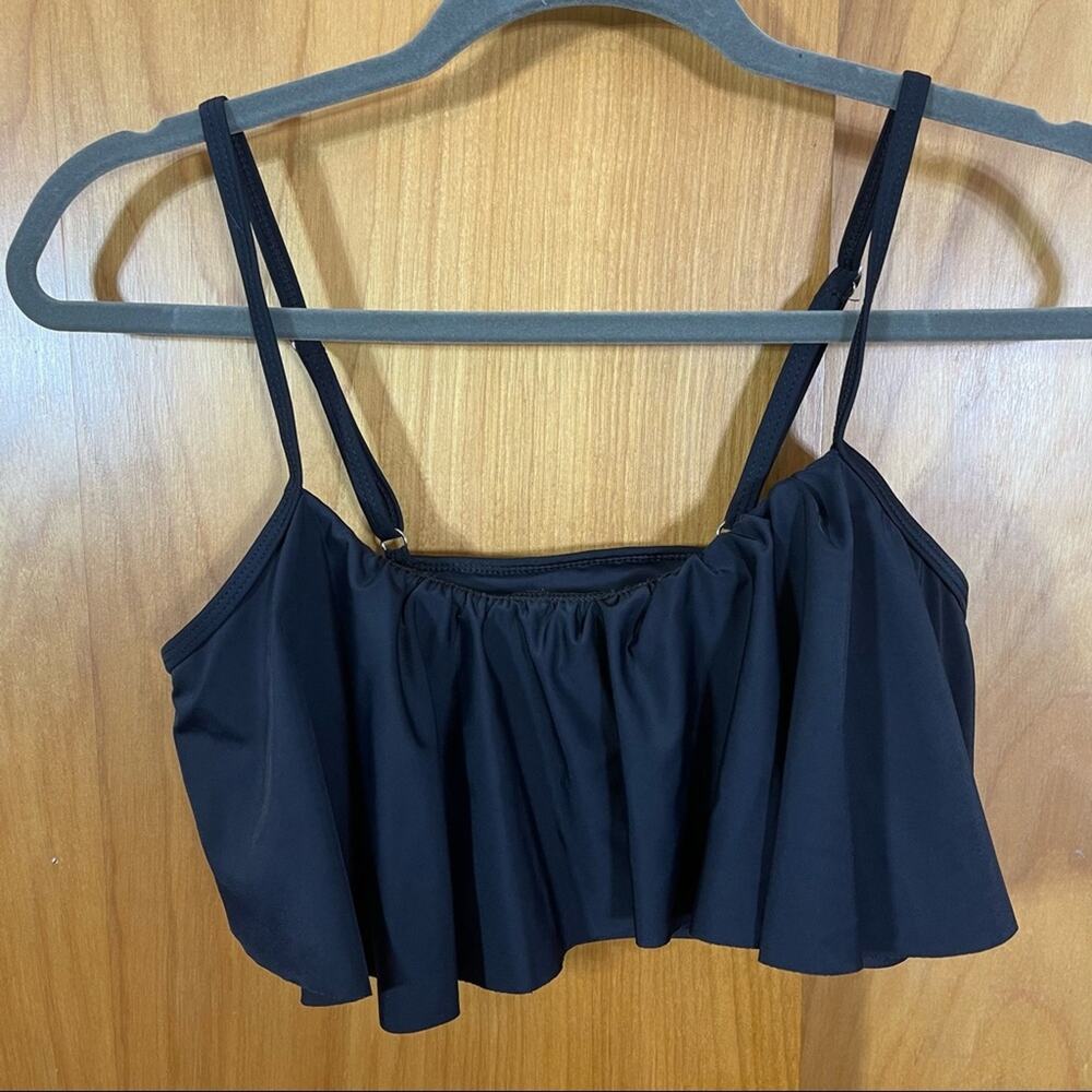 Black Flowy Bikini Top, Size Medium. Excellent condition!